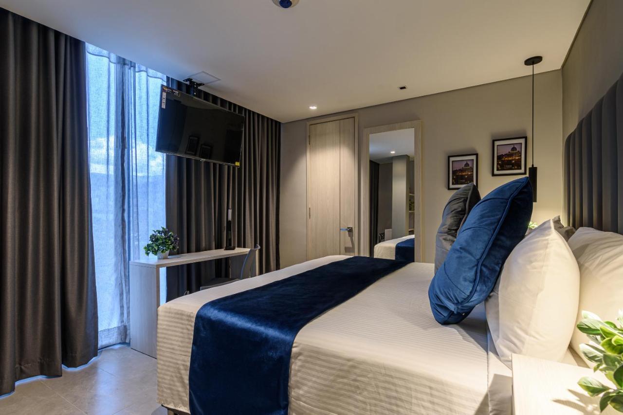 4 Sur Hotel Medellín Esterno foto