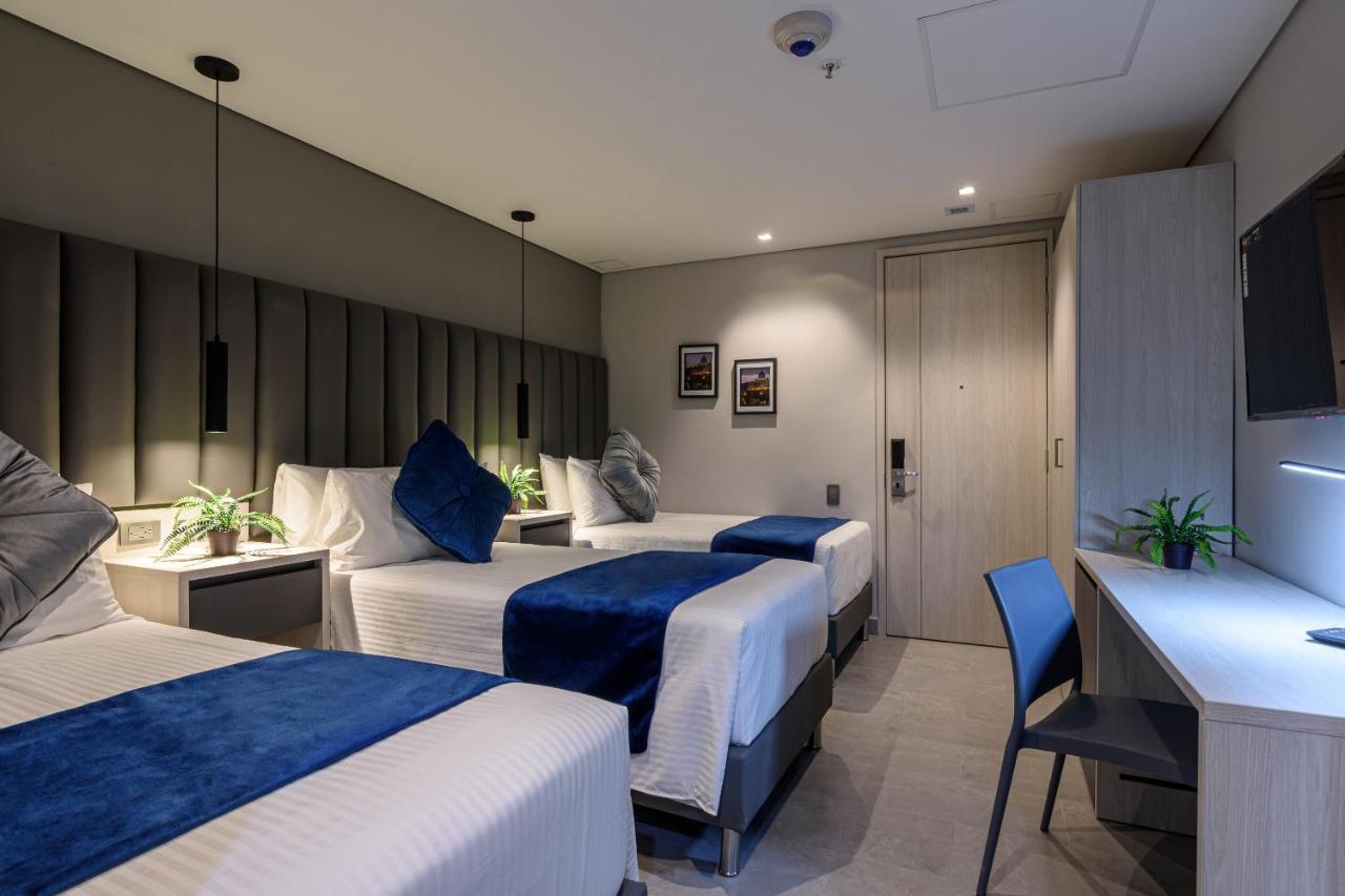 4 Sur Hotel Medellín Esterno foto