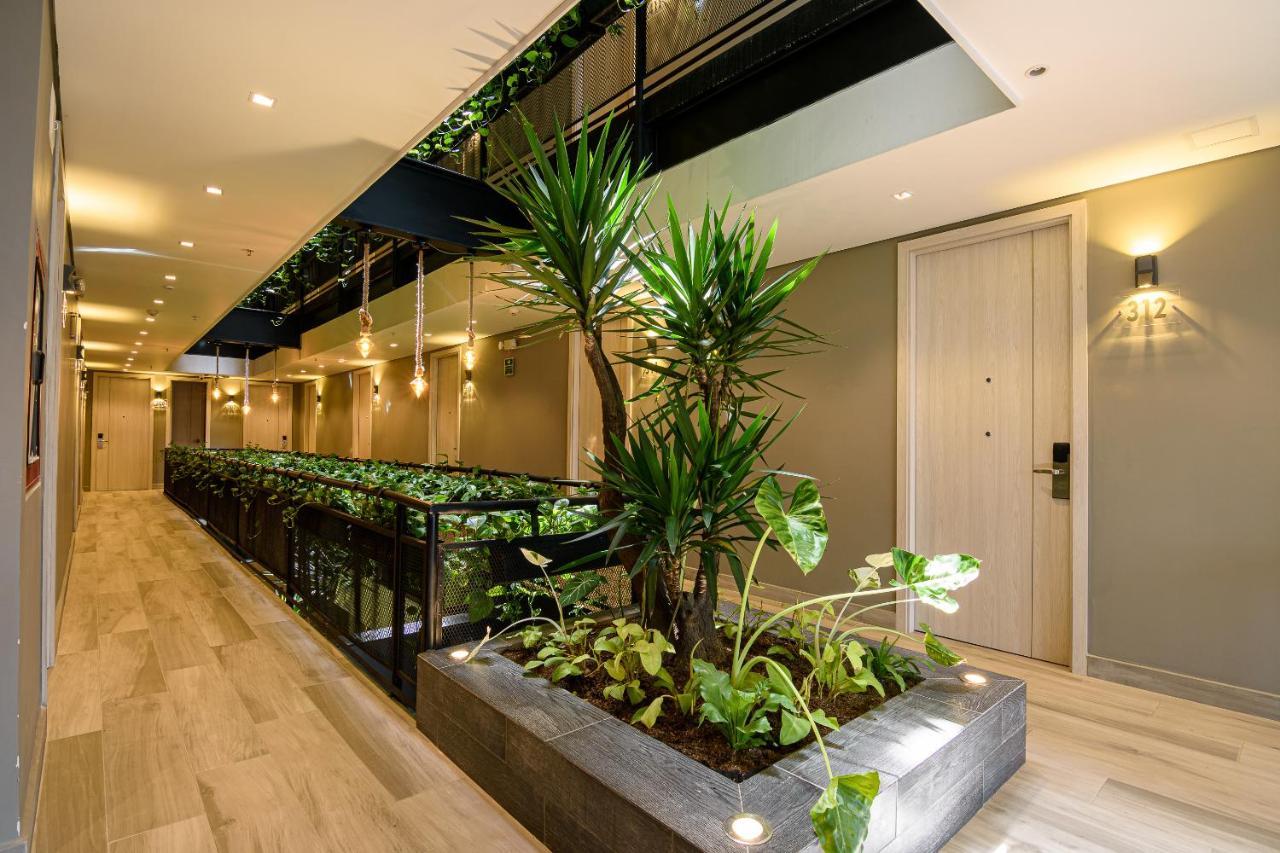 4 Sur Hotel Medellín Esterno foto