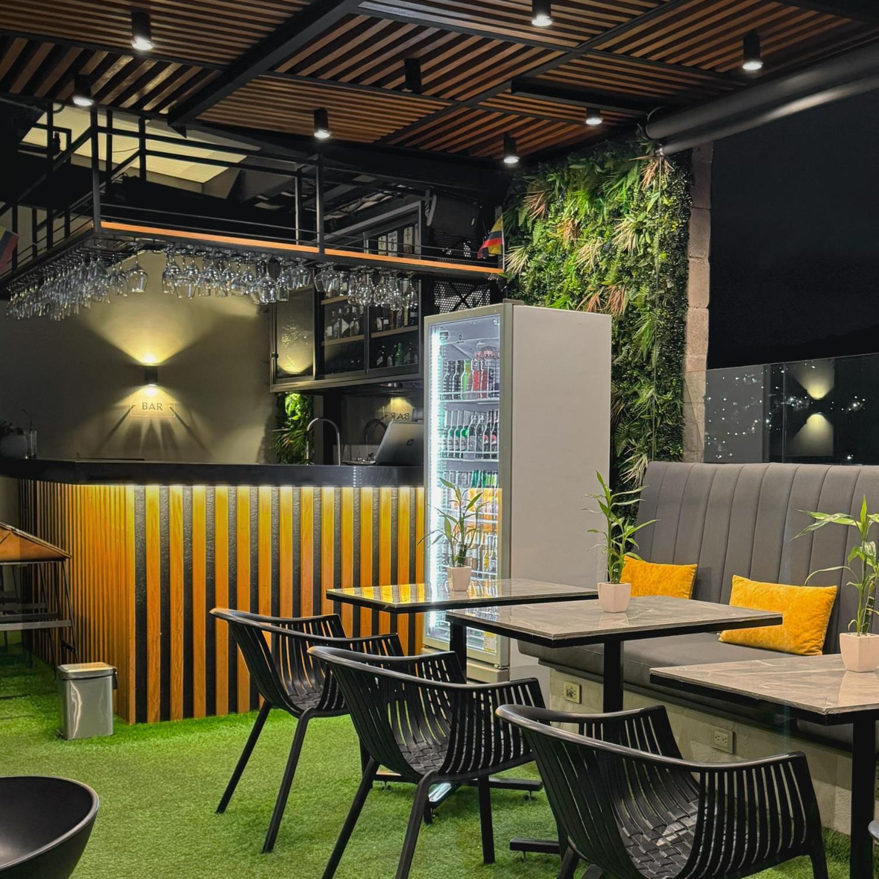 4 Sur Hotel Medellín Esterno foto